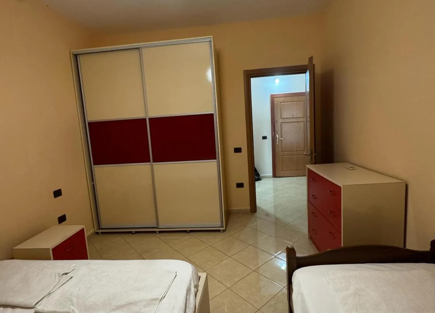 Miri'S Apartments Vlorë